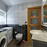 Cozy For 8 Guests Дом отдыха Comines-Warneton