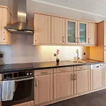 Cozy For 8 Guests Дом отдыха Comines-Warneton